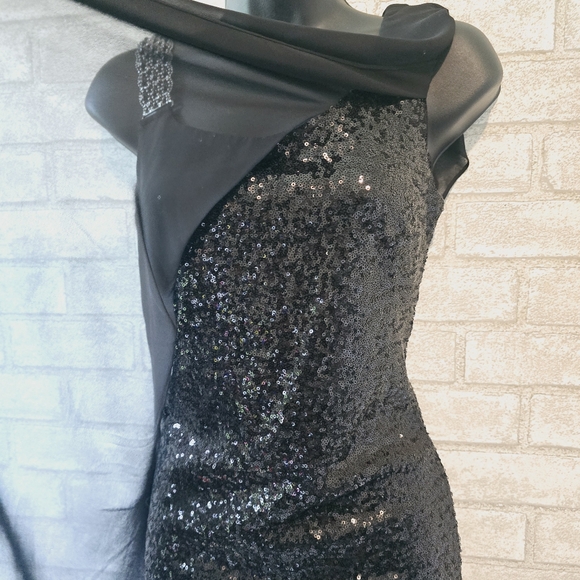 Betsey & Adam Cocktail Dress - Picture 5 of 10